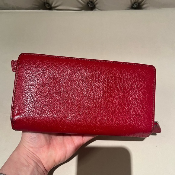 Danier - Genuine Leather Wallet - Picture 11 of 11